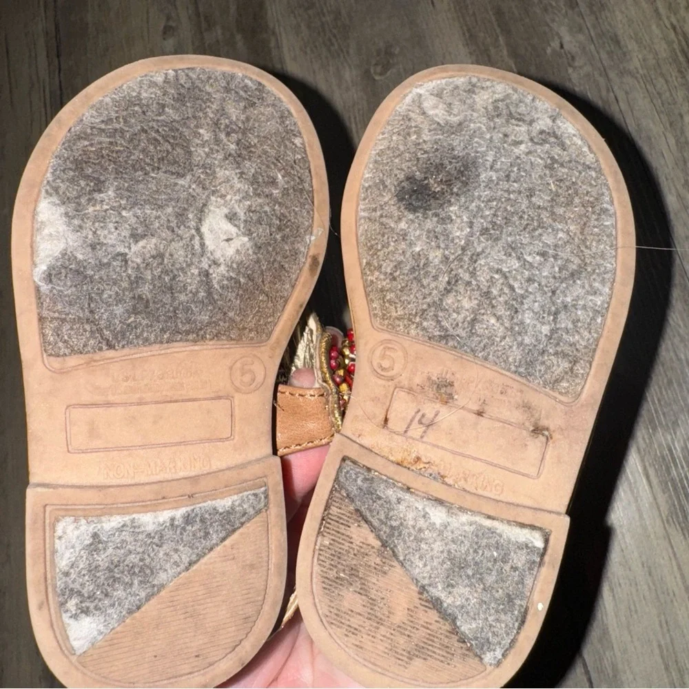(🆓)*FREE ADD TO BUNDLE* Nina Kids Sandals with Pink and Gold Accents